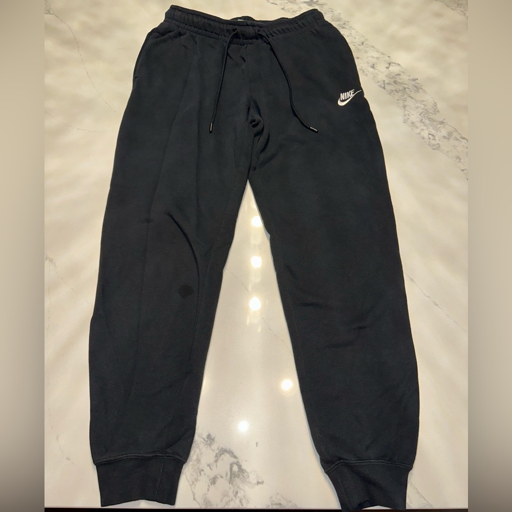 Nike women’s joggers